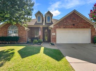6507 Bluebird Dr, Arlington, TX 76001