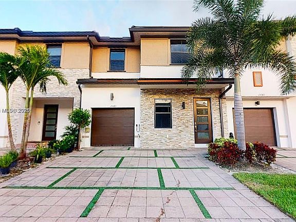 3rd image of 15585 NW 91st Ct #1