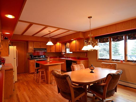 3rd image of 13328 Redcoat Dr E