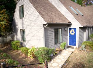 278 Autumn Grove Ct, Charlottesville, VA