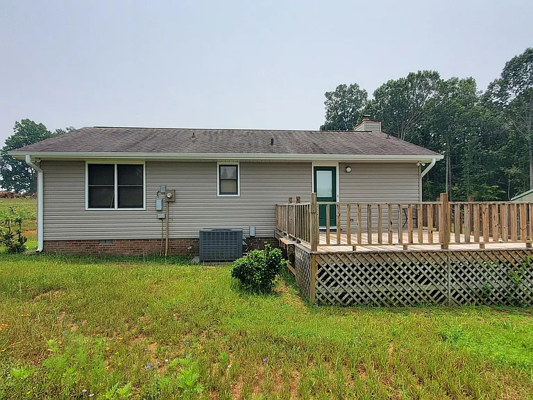 630 Anna Dr — Photo 5