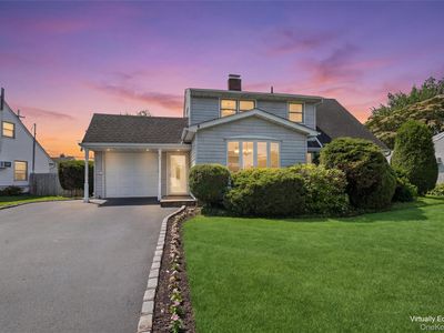 32 Carriage Lane, Levittown, NY, 11756