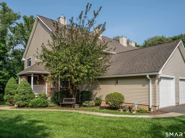 81 Fox Run Court #81, Newington, CT 06111