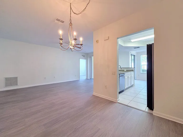 5345 Maxon Ter — Photo 6