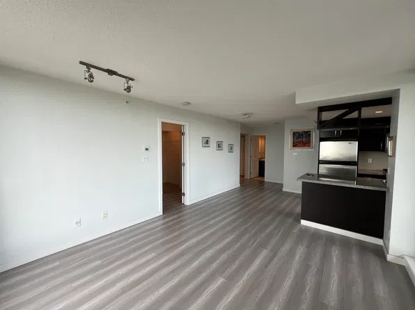 5068 Kwantlen St, Richmond, BC