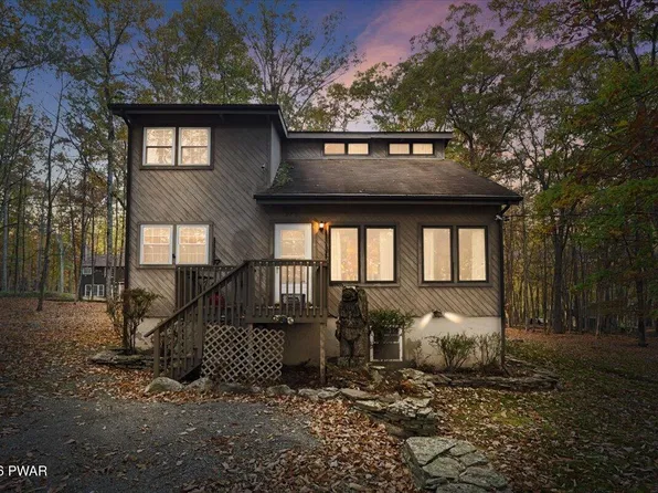 509 Westcolang Rd, Hawley, PA 18428
