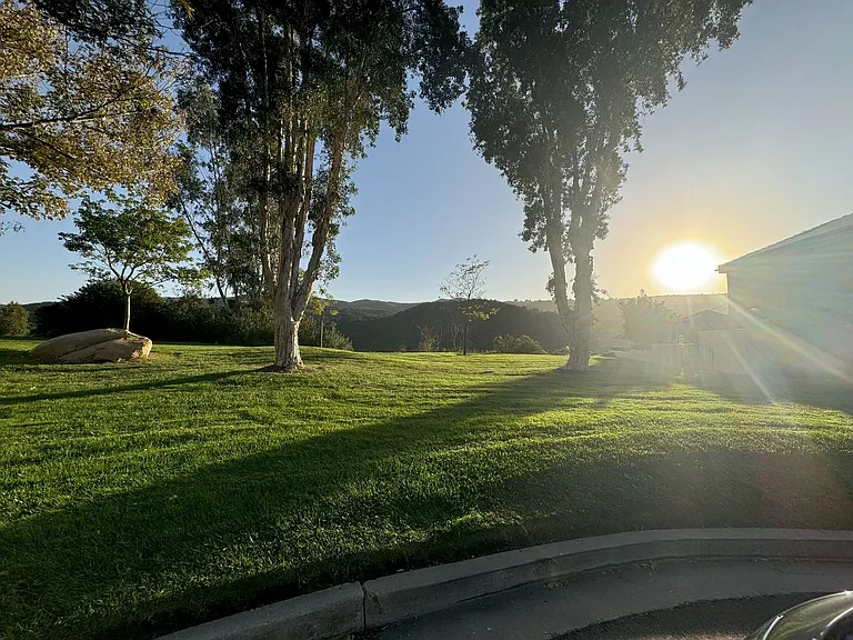 2310 Vista Valley Ln — Photo 6