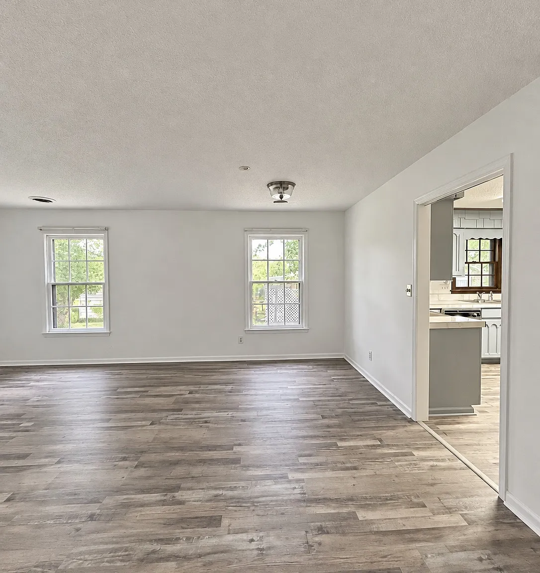 4 bed, 1713 sqft, $1,500 — Photo 3
