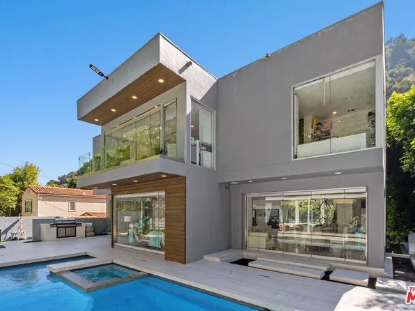 1590 Benedict Canyon Dr, Beverly Hills, CA 90210