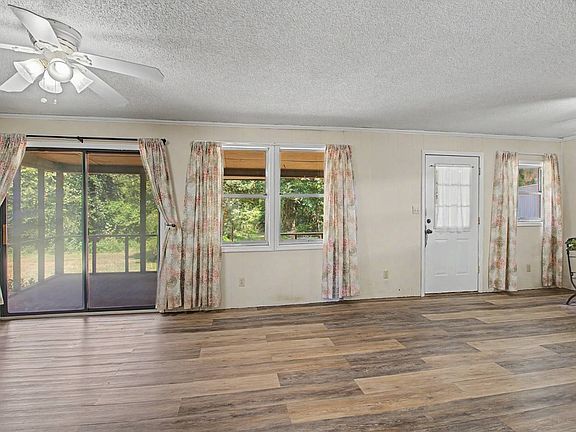 4th image of 7493 Green Acres Rd