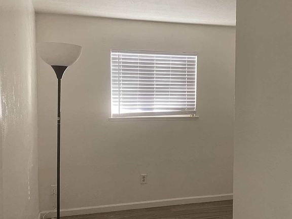 2nd image of 1366 E Oak Ave Unit A