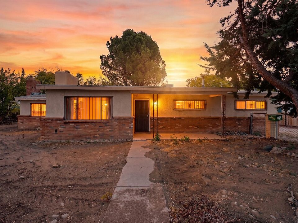 1st image of 2118 Castanada St SW