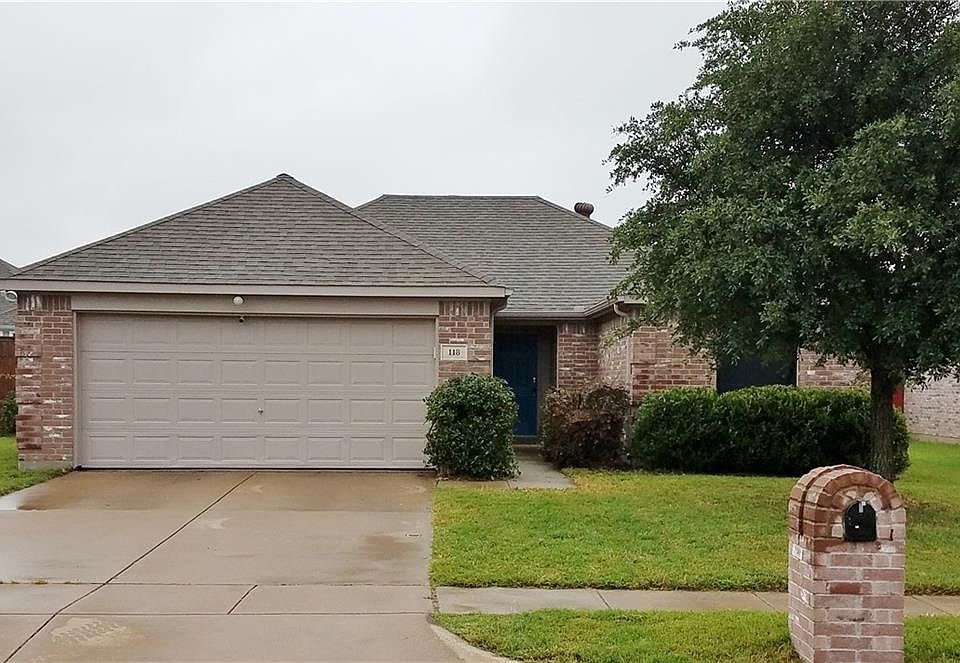 1st image of 118 Commonwealth Cir