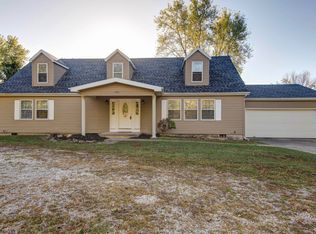 1340 W Mesa Dr, Nixa, MO 65714