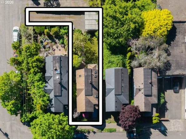 3627 S Corbett Ave, Portland, OR 97239