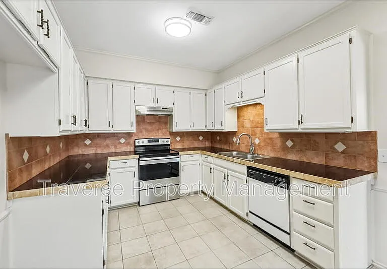 5407 Ledgestone Dr #5405 — Photo 6