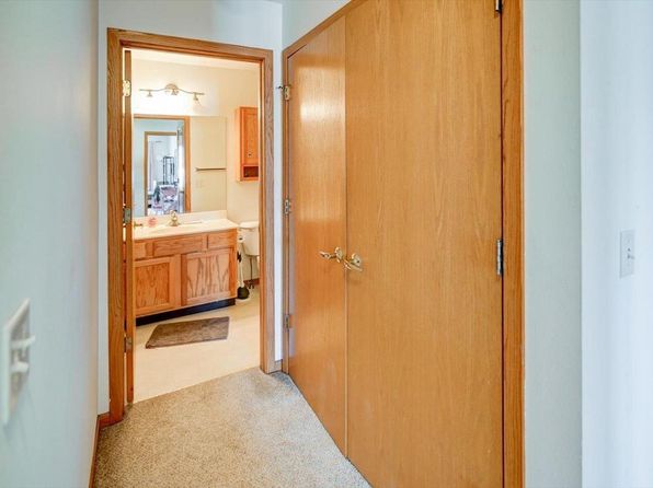 madison-wisconsin-448382016 picture