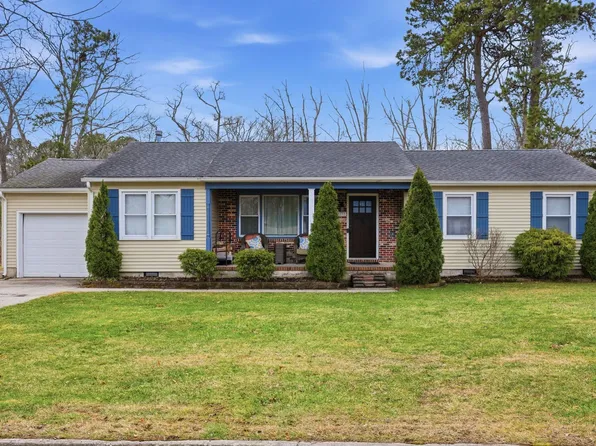 23 Brookside Dr, Egg Harbor Township, NJ 08234