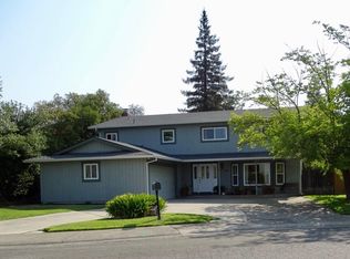 6990 Henning Dr, Citrus Heights, CA