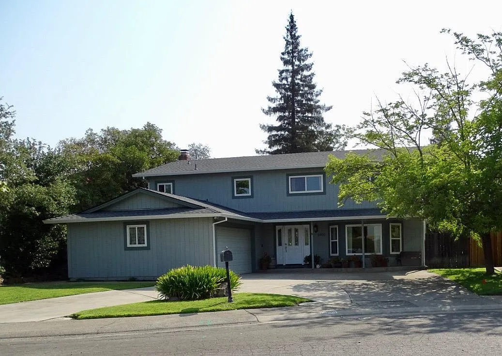 6990 Henning Dr photo 1