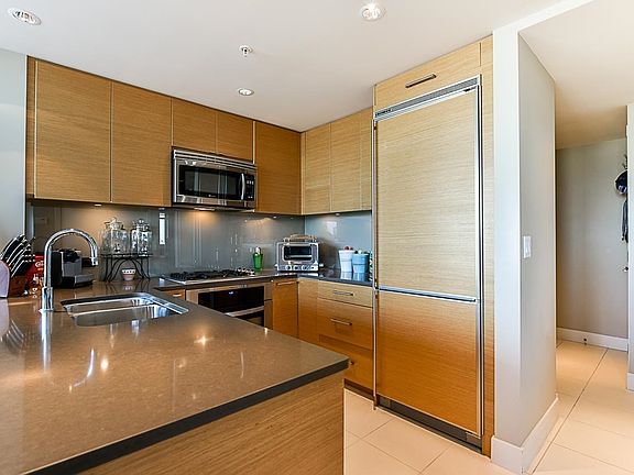 4th image of 1473 Johnston Rd #506