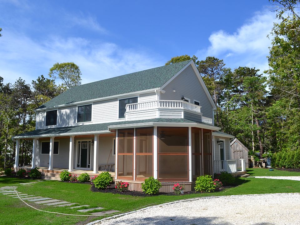 1st image of 11a Crescent Road