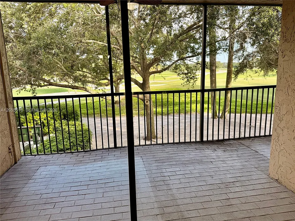 200 Jacaranda Country Club Dr #4B