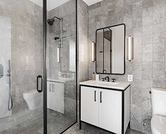 5th image of 29 Huron St #6JE