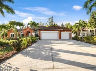 10348 Wood Ibis Ave, Bonita Springs, FL 34135