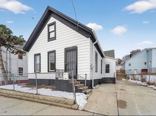 802 Prospect St, Racine, WI 53404