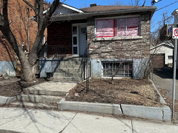 259 Granville St N, Ottawa, ON K1L 6Z3