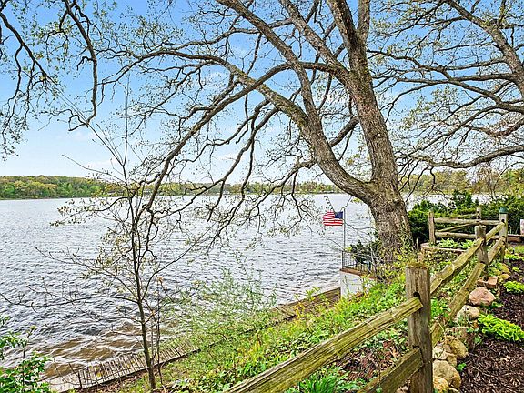 2nd image of 12391 Bair Lake St