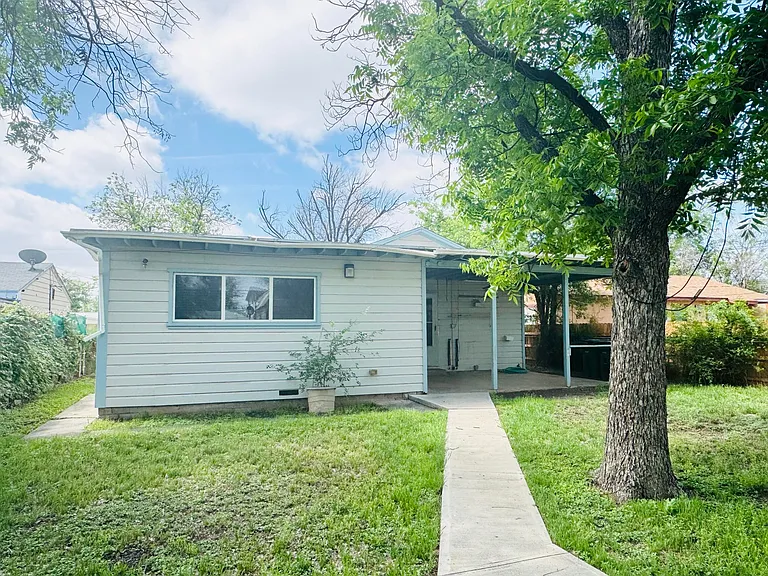 1510 E Harris Ave — Photo 13
