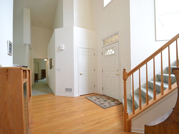 5th image of 70 Spyglass Cir