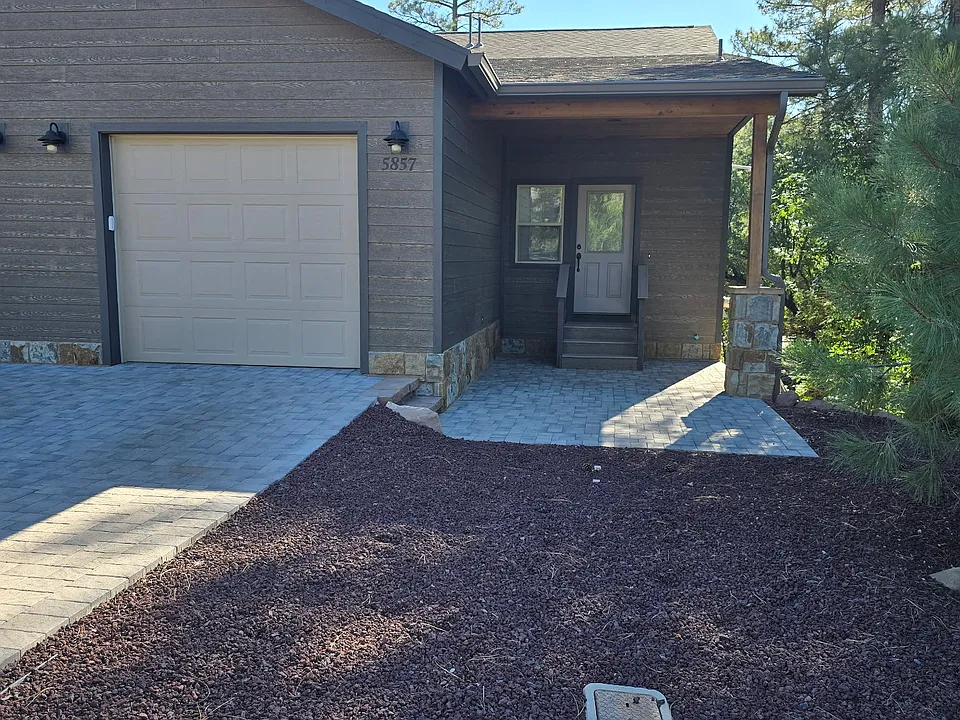 5857 Saturn Dr