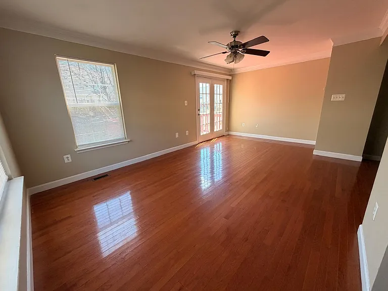 434 Lilac Ter NE — Photo 12