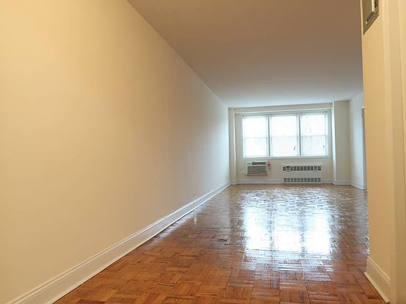 2nd image of 8855 Bay Pkwy APT 4S