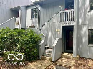 9011 S Pointe Ridge Ln, Bloomington, IN 47401