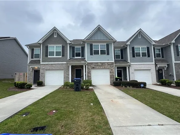 5717 Union Pointe Dr, Union City, GA 30291