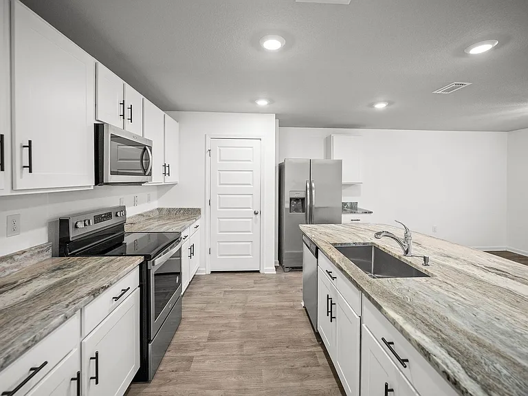 7087 Abigail St — Photo 10