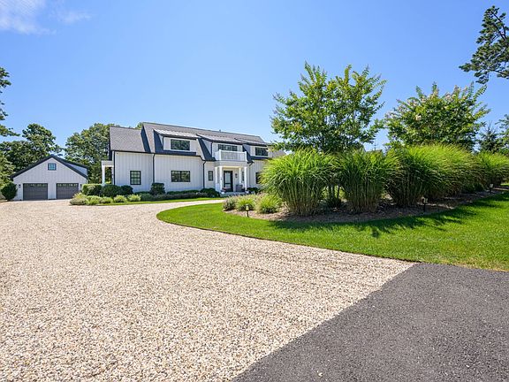 3rd image of 18 Cheviot Rd