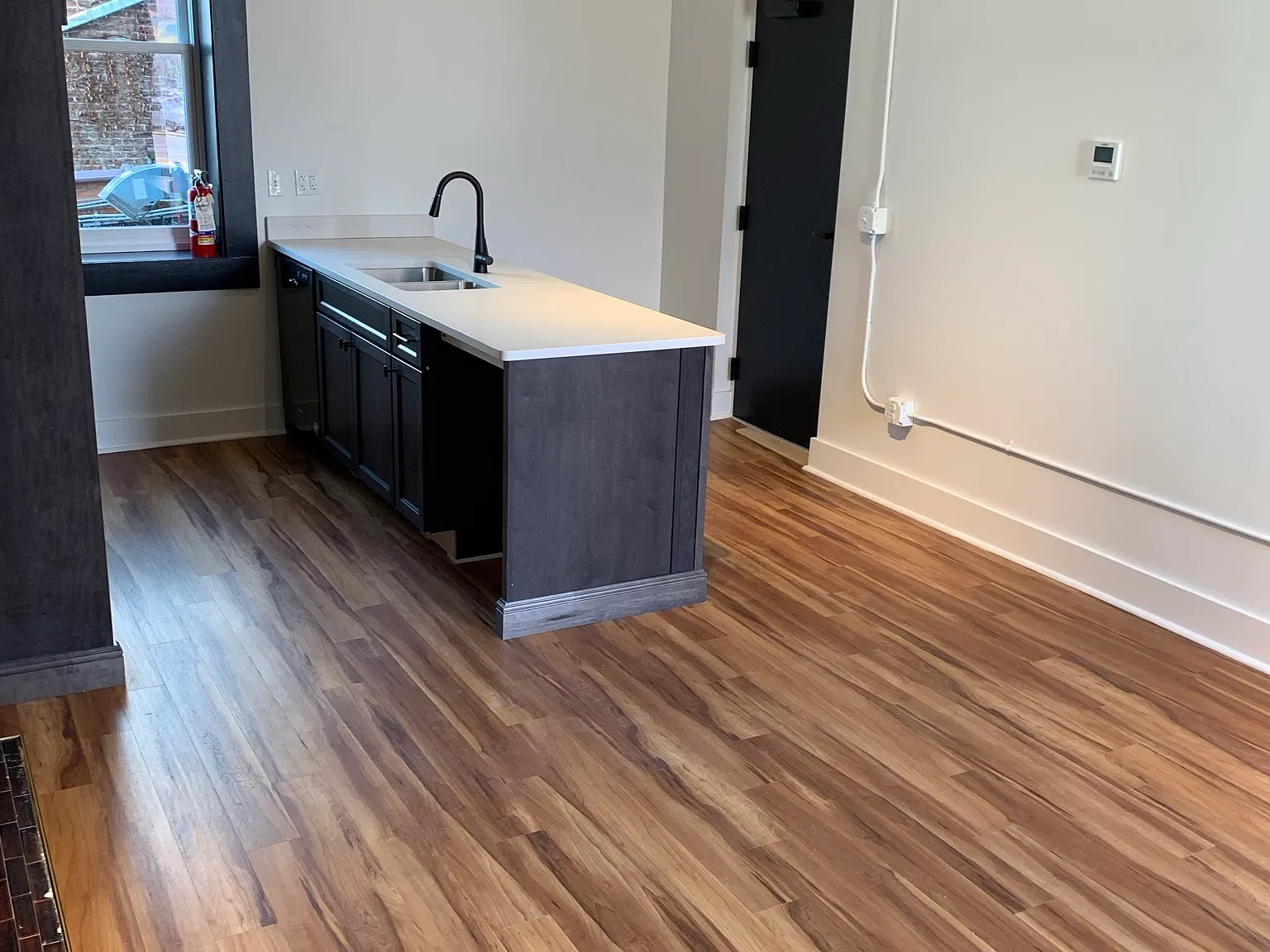 Studio, 406 sqft, $1,100 — Photo 3