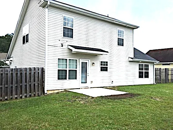 1523 Bradley Blvd — Photo 16