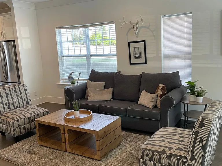 6511 Robertson Ave #1 — Photo 6