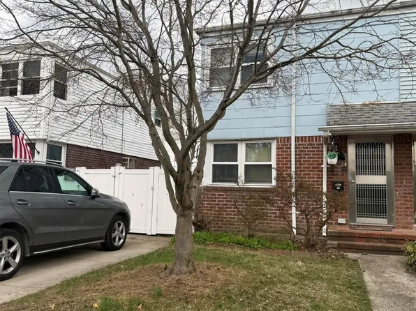 67-04 215th Street, Oakland Gardens, NY 11364