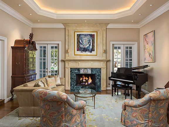 2nd image of 12795 Normandy Ln