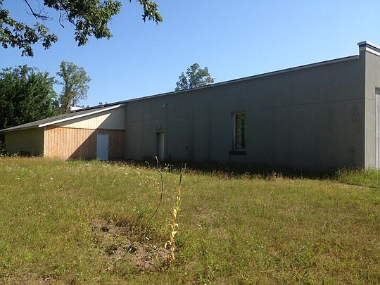 3rd image of 7425 N Clare Ave