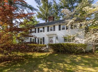 14 Vinewood Ln, Rochester, NH 03867