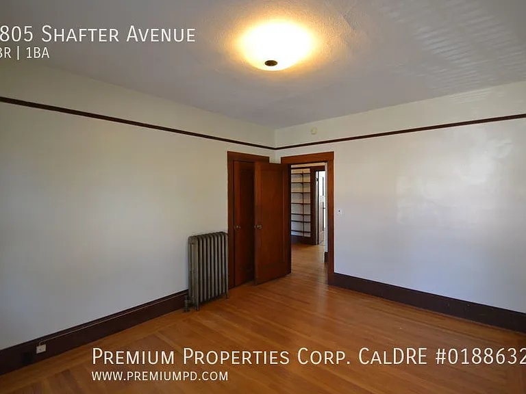 3805 Shafter Ave — Photo 9