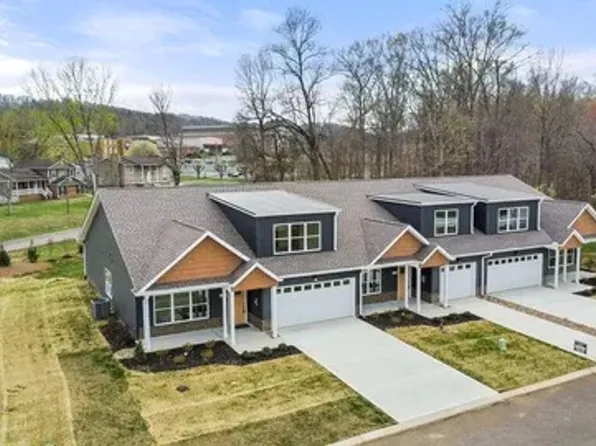 1402 Summer Meadow Dr, Powell, TN 37849